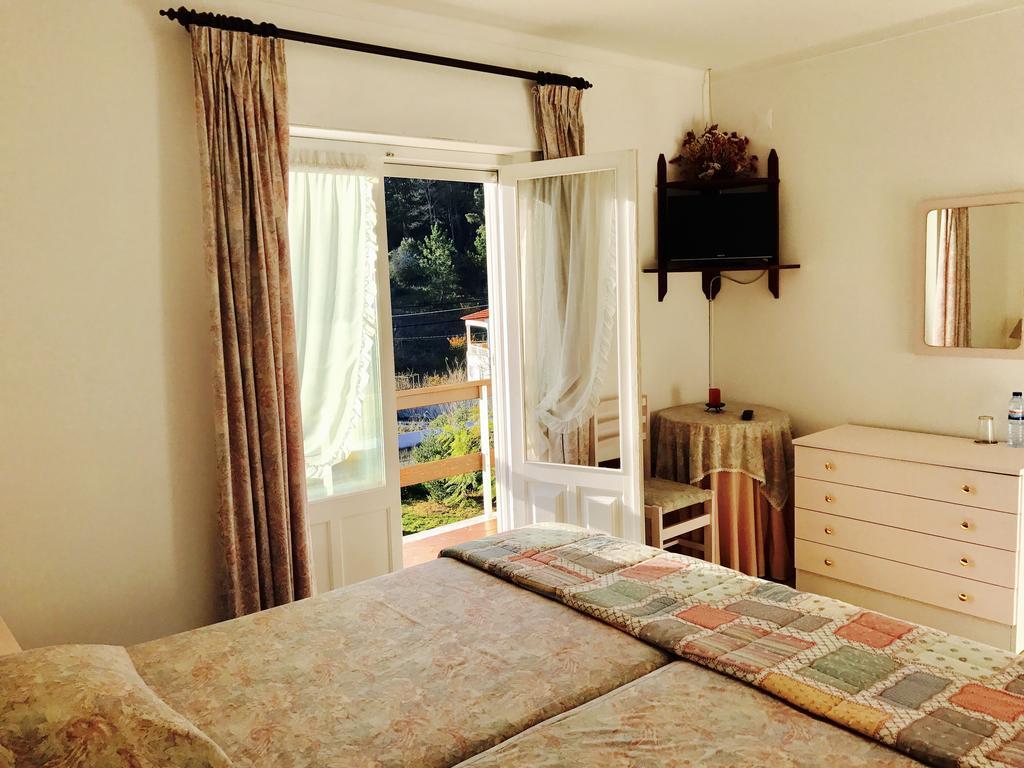 Porto Monte Bed & Breakfast Maceira  Exterior foto